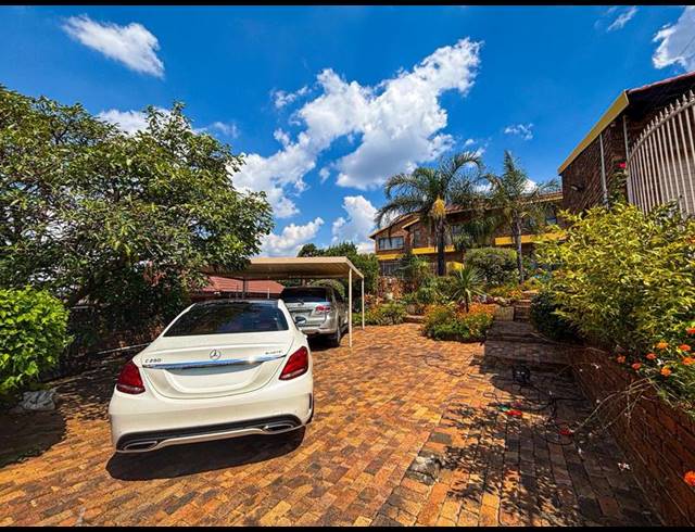 5 BEDROOM HOUSE FOR SALE IN RIDGEWAY